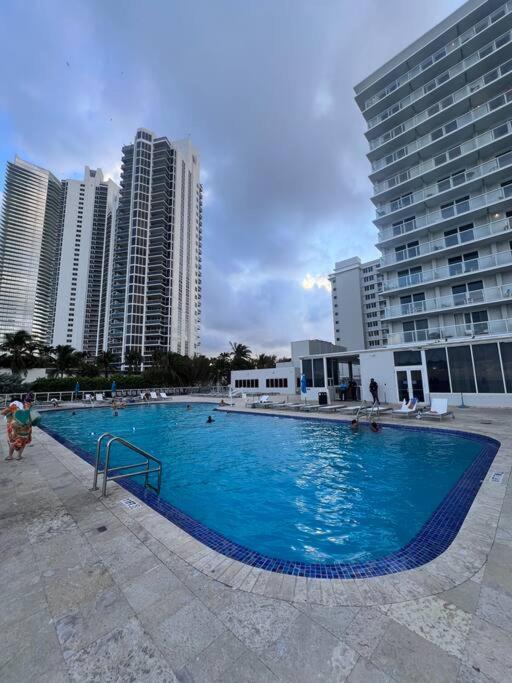 Condominio Nuevo Frente Al Mar-En Miami Str-02821 阳光岛滩 外观 照片