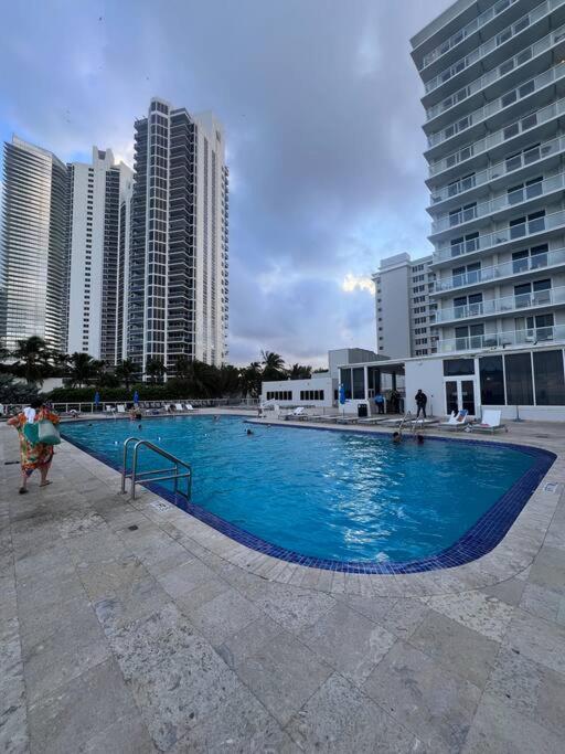 Condominio Nuevo Frente Al Mar-En Miami Str-02821 阳光岛滩 外观 照片